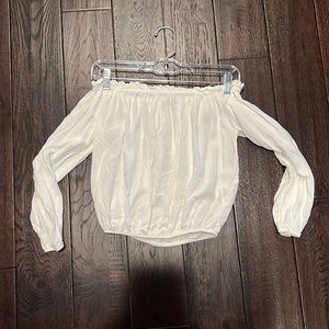 Brandy Melville off the shoulder shirt